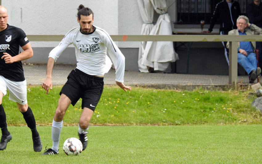 Burak Tutu holt mit dem SVW3 einen Punkt in Kandern